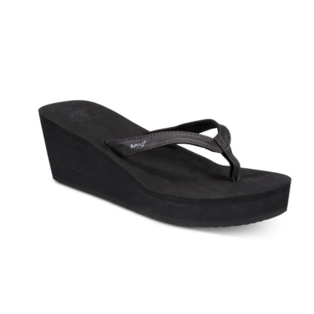 Reef wedge sandals size 7.